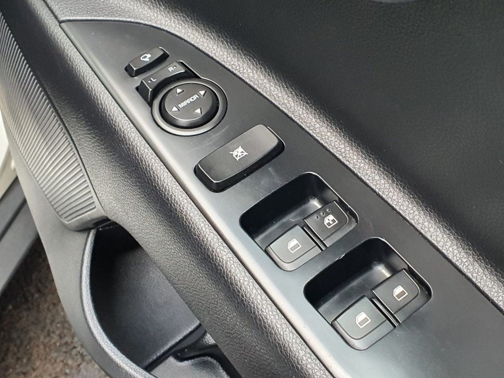 Used Kia Stonic 2019 for sale - 76453966: Photo 22