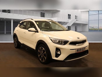 Used Kia Stonic 2019 for sale - 76453966: Photo