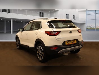 Used Kia Stonic 2019 for sale - 76453966: Photo