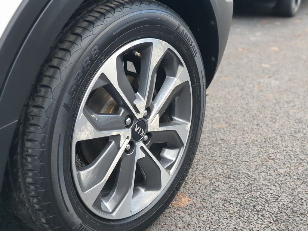 Used Kia Stonic 2019 for sale - 76453966: Photo 9