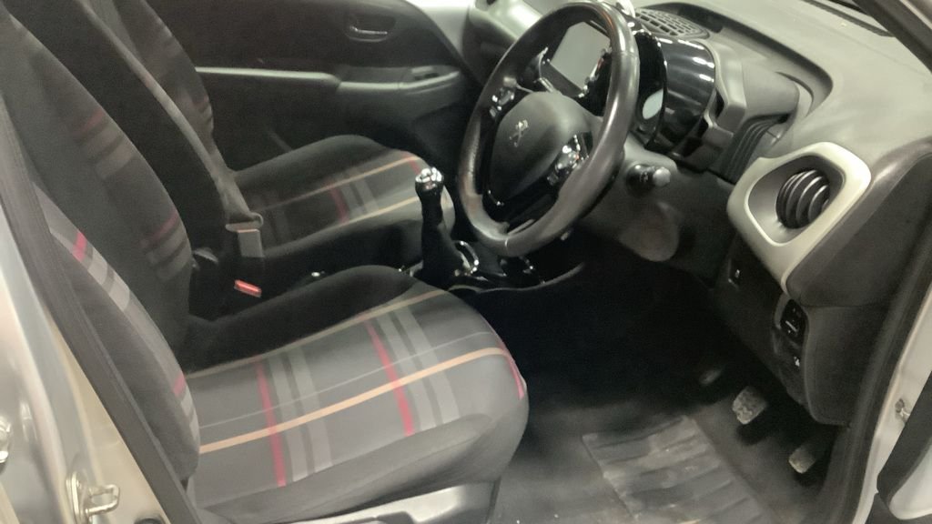 Used Peugeot 108 2014 for sale - 77236487: Photo 8