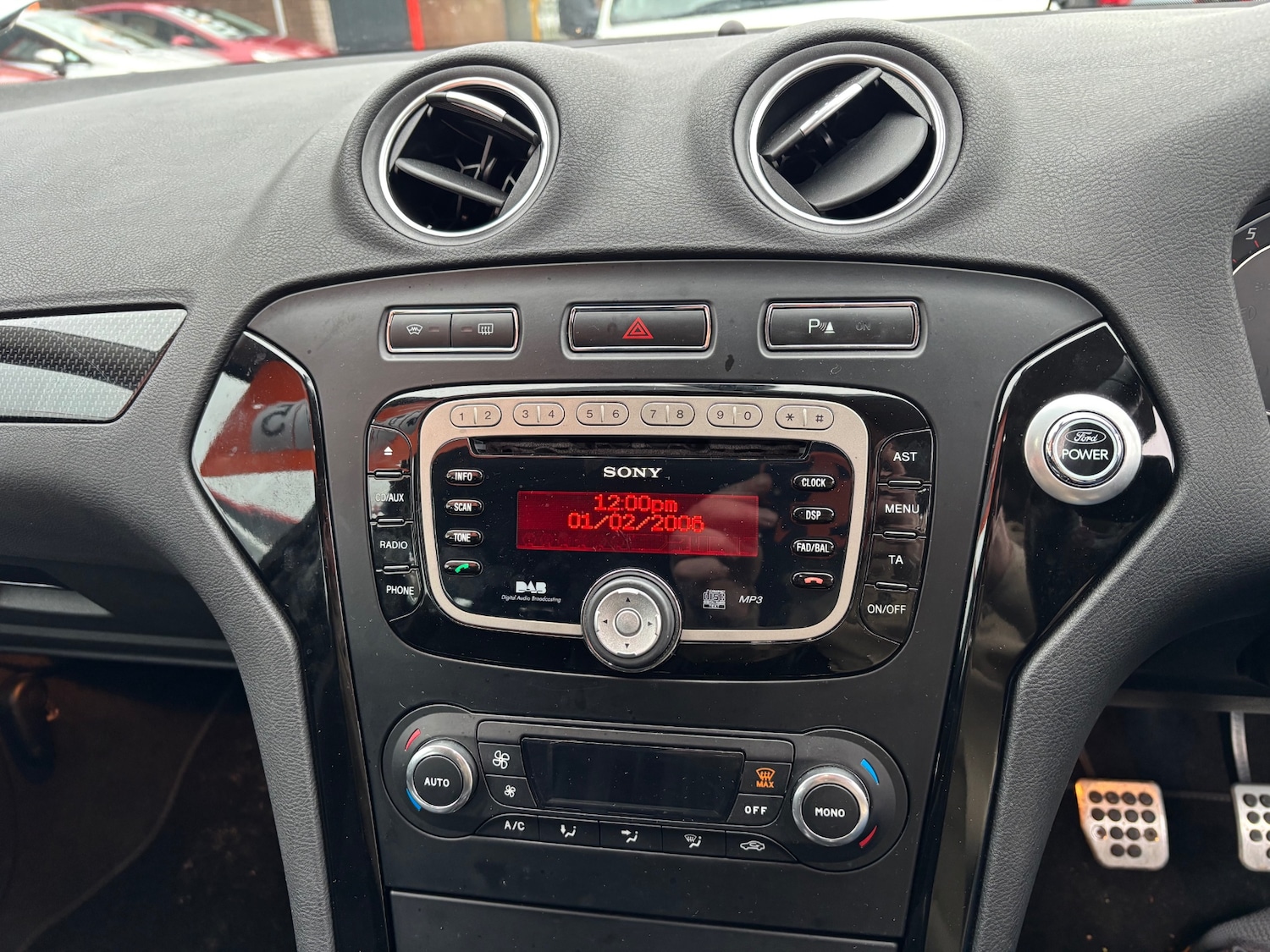 Used Ford Mondeo 2011 for sale - 77380749: Photo 10