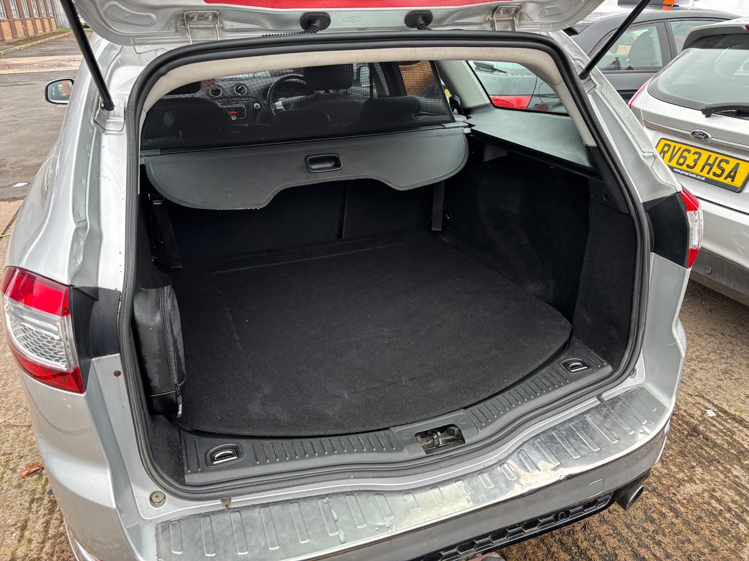 Used Ford Mondeo 2011 for sale - 77380749: Photo 11