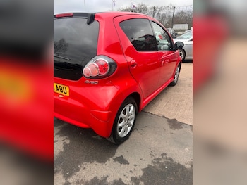 Used Toyota AYGO 2013 for sale - 77379528: Photo