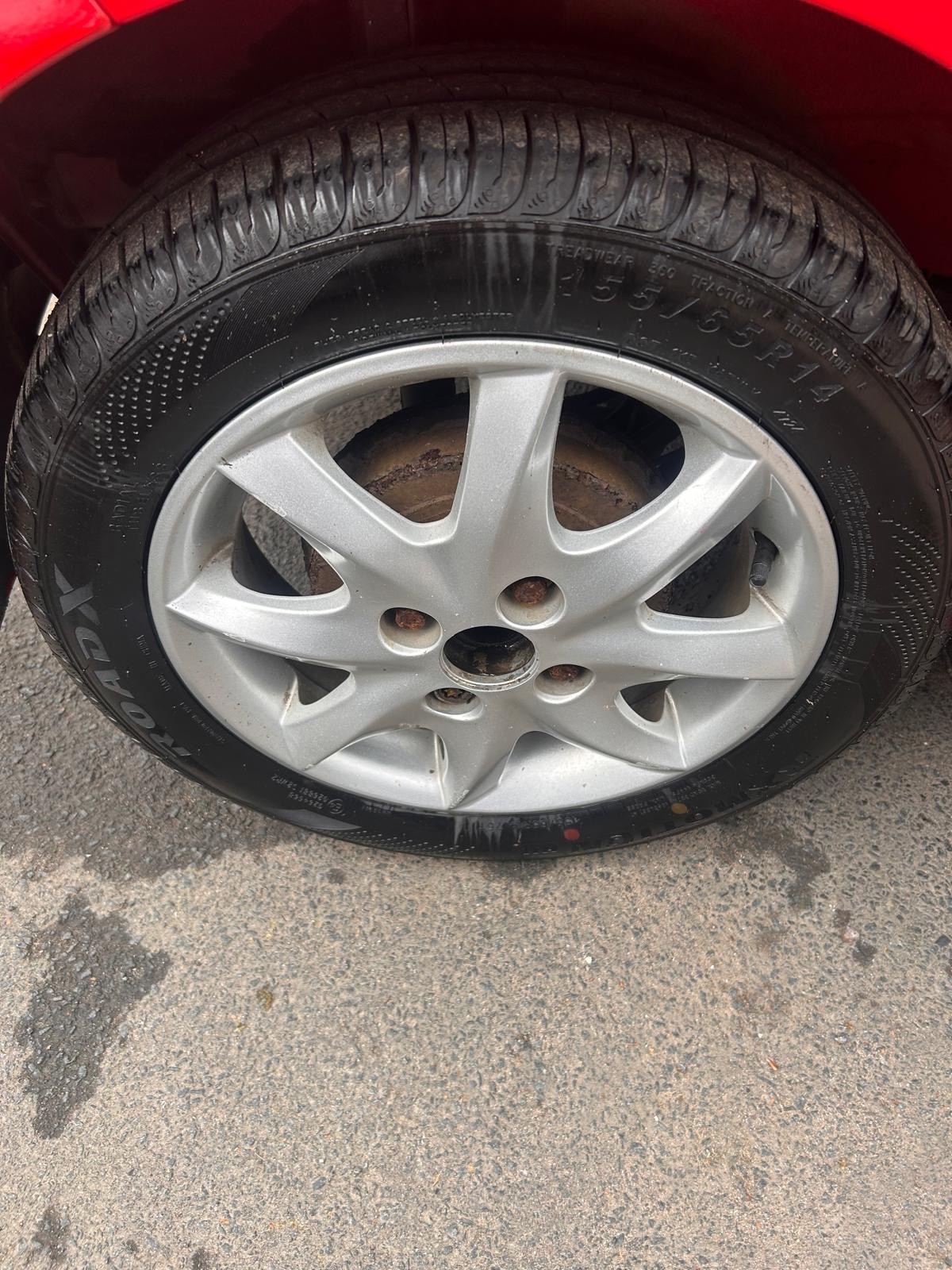 Used Toyota AYGO 2013 for sale - 77379528: Photo 8