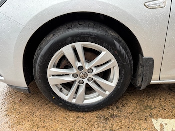 Used Vauxhall Astra 2024 for sale - 77446003: Photo