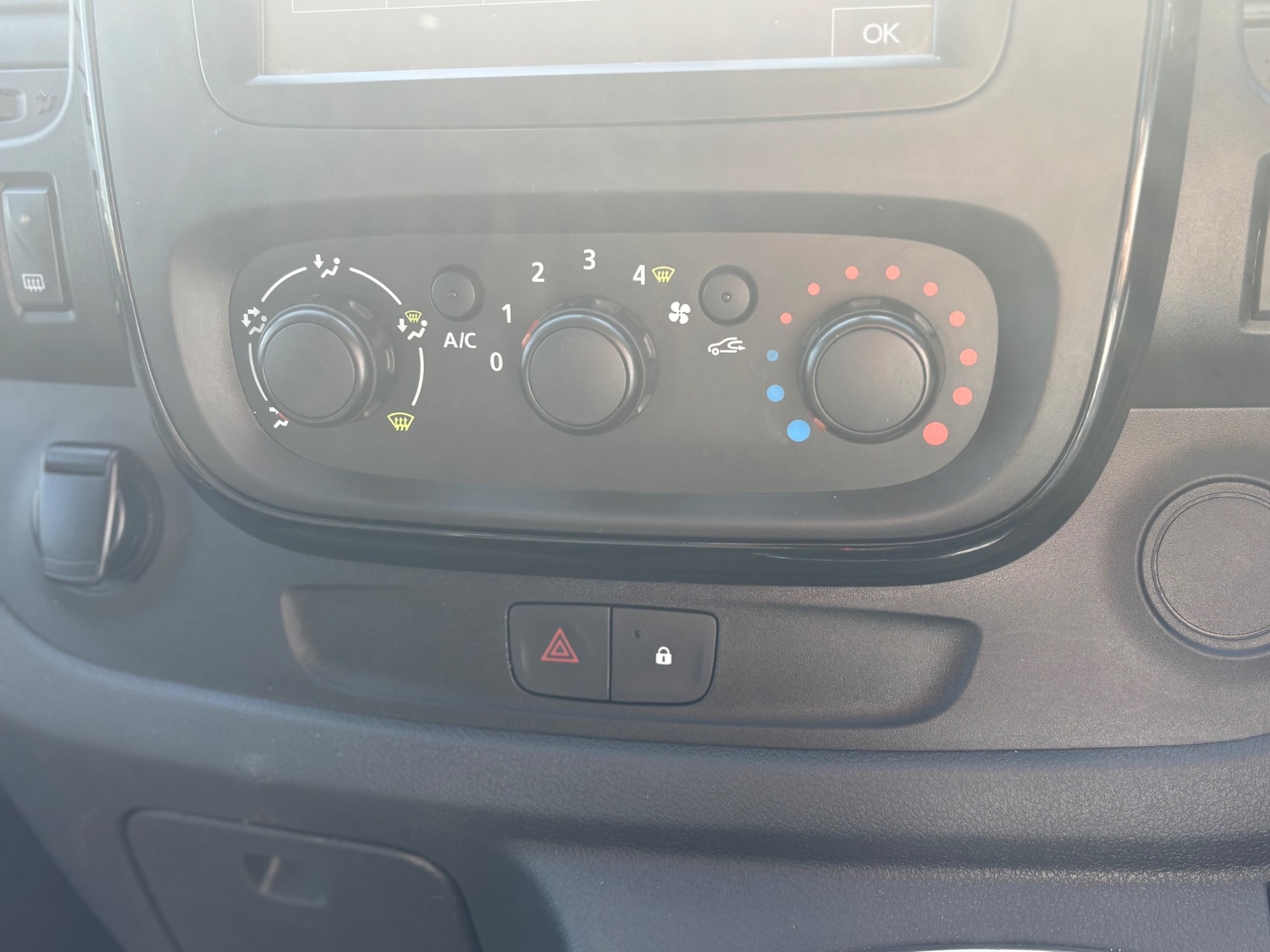 Used Vauxhall Vivaro 2017 for sale - 78178278: Photo 22