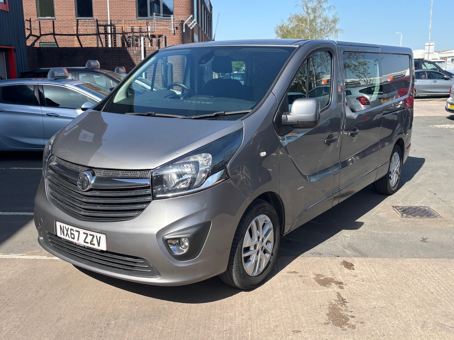 Used Vauxhall Vivaro 2017 for sale - 78178278: Photo 3