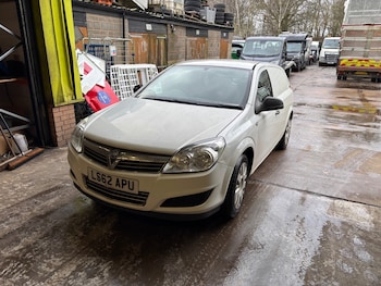 Used Vauxhall Astra Van 2012 for sale - 77298286: Photo