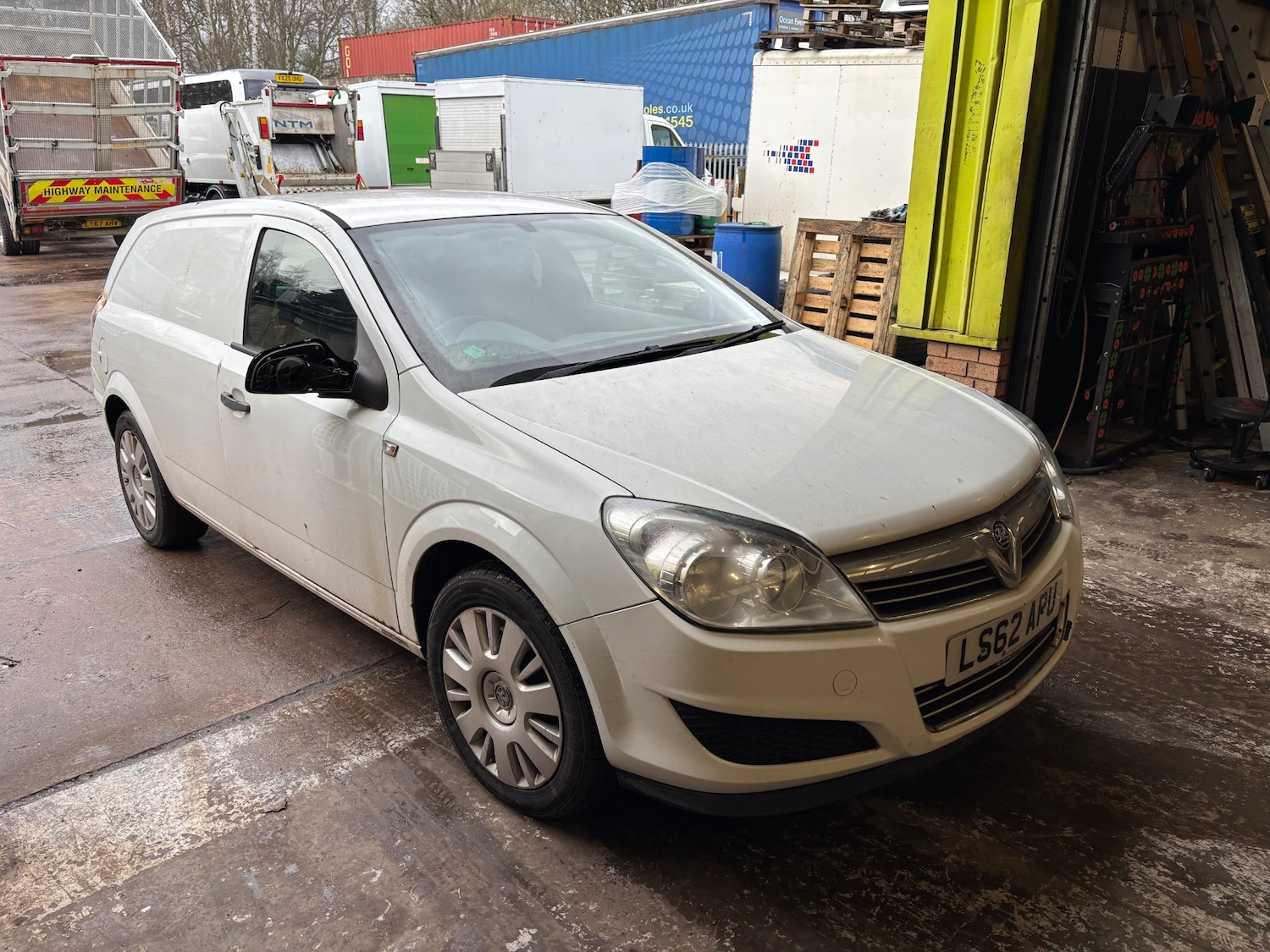 Used Vauxhall Astra Van 2012 for sale - 77298286: Photo 3