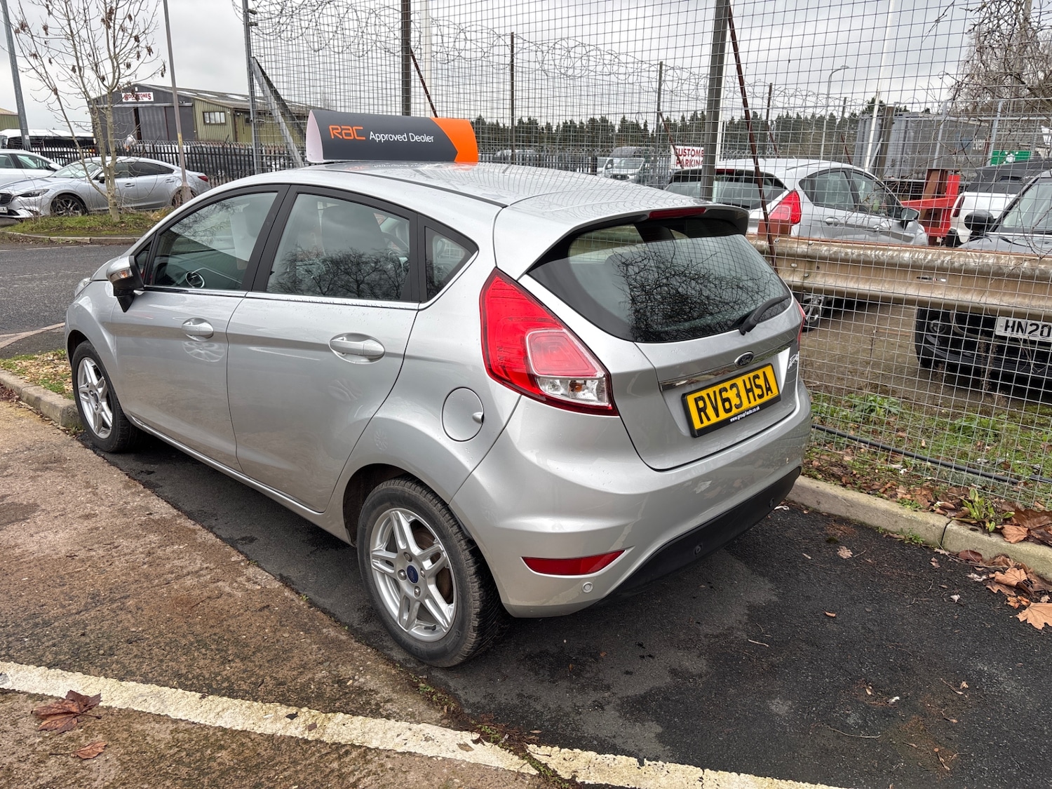 Used Ford Fiesta 2013 for sale - 77404416: Photo 3