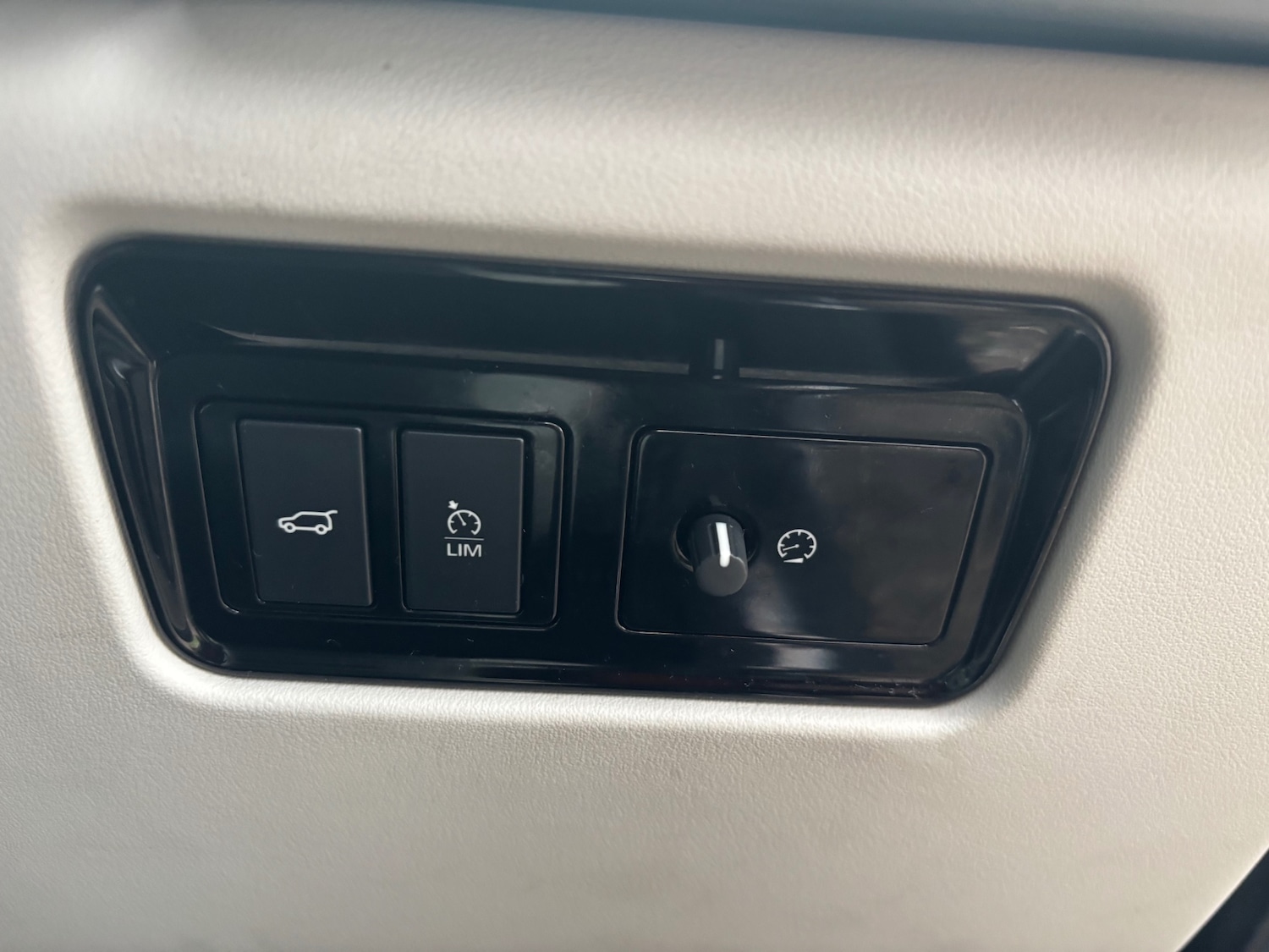 Used Jaguar F-Pace 2019 for sale - 77902782: Photo 23