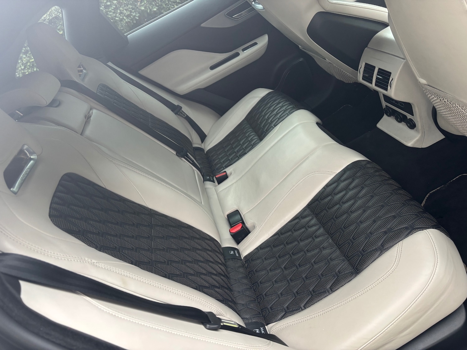 Used Jaguar F-Pace 2019 for sale - 77902782: Photo 24