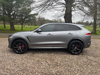 Used Jaguar F-Pace 2019 for sale - 77902782: Photo