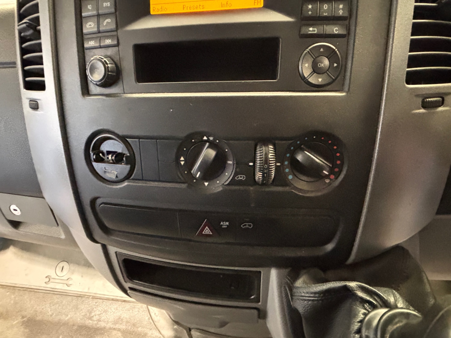 Used Mercedes-Benz Sprinter 2014 for sale - 77569195: Photo 16