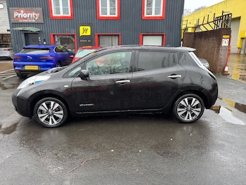 Used Nissan Leaf 2017 for sale - 77689595: Photo