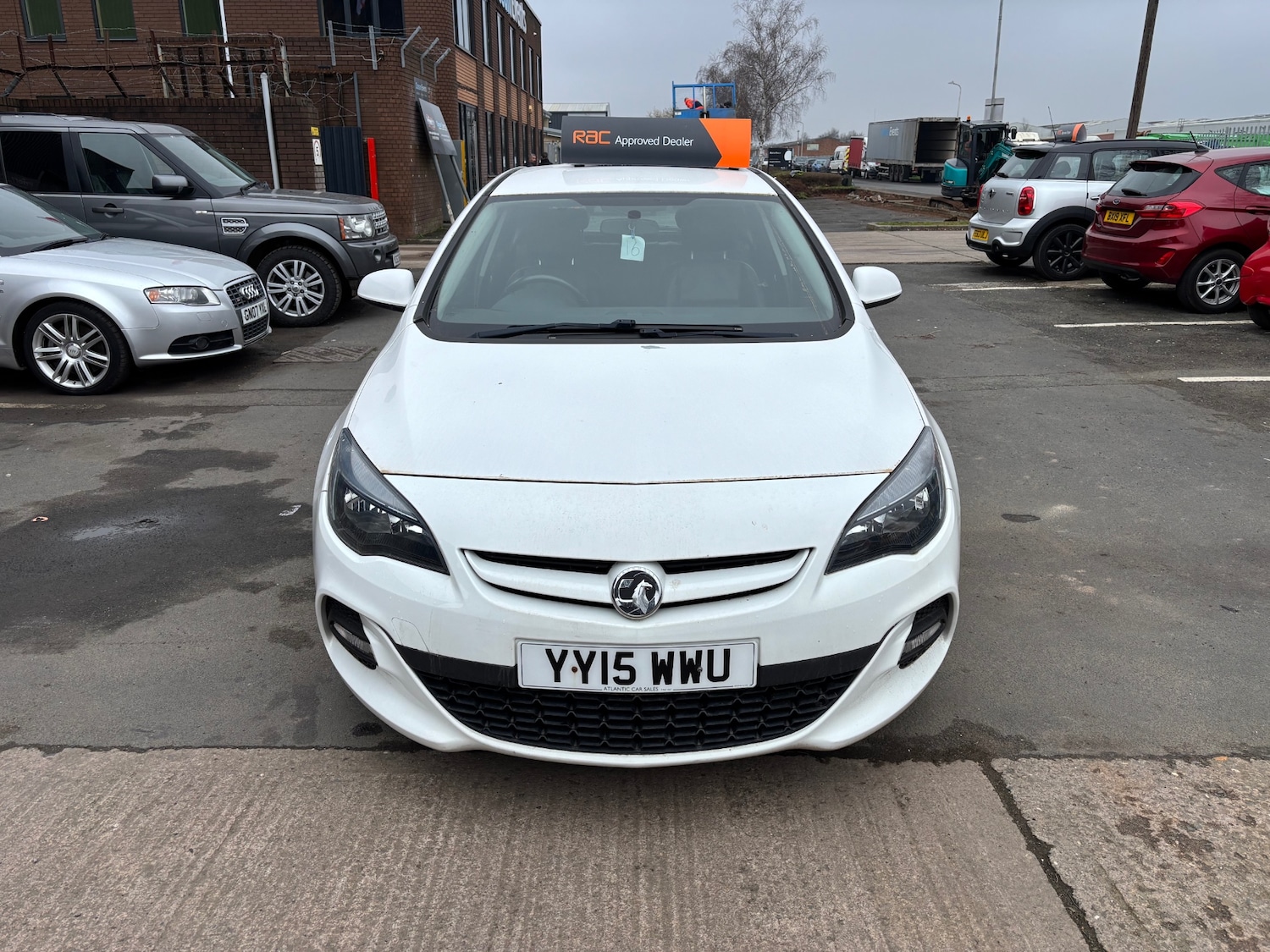 Used Vauxhall Astra 2015 for sale - 77801995: Photo 2