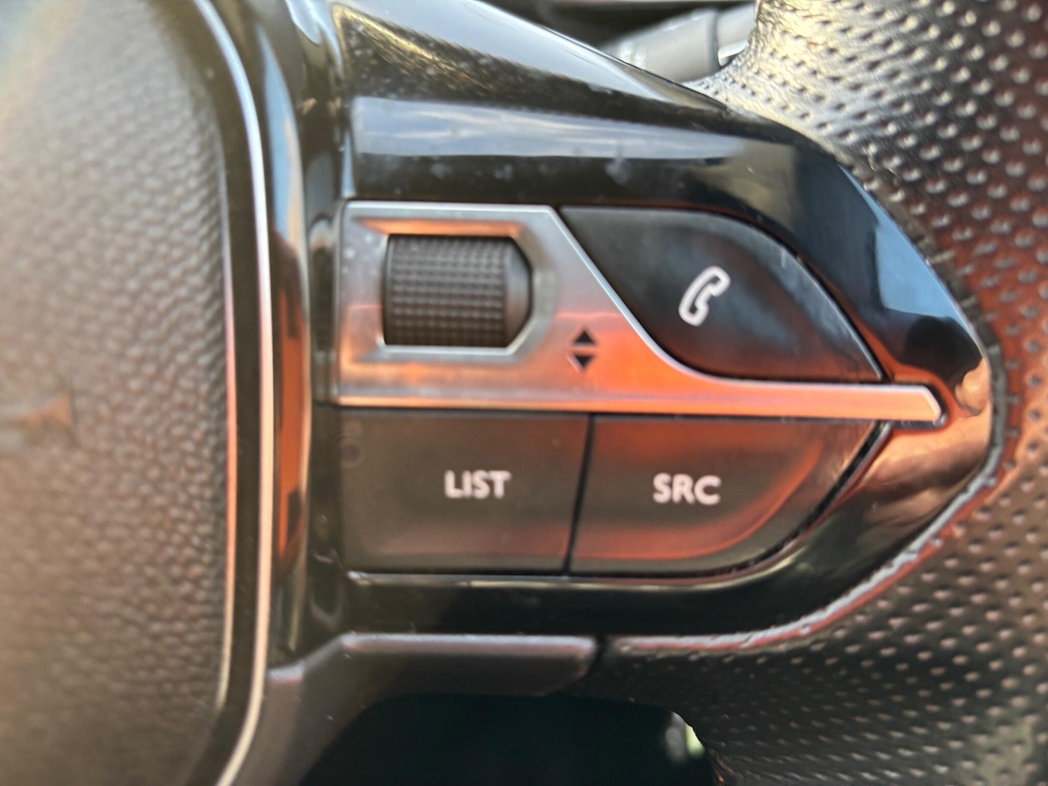 Used Peugeot 3008 2018 for sale - 77326196: Photo 17