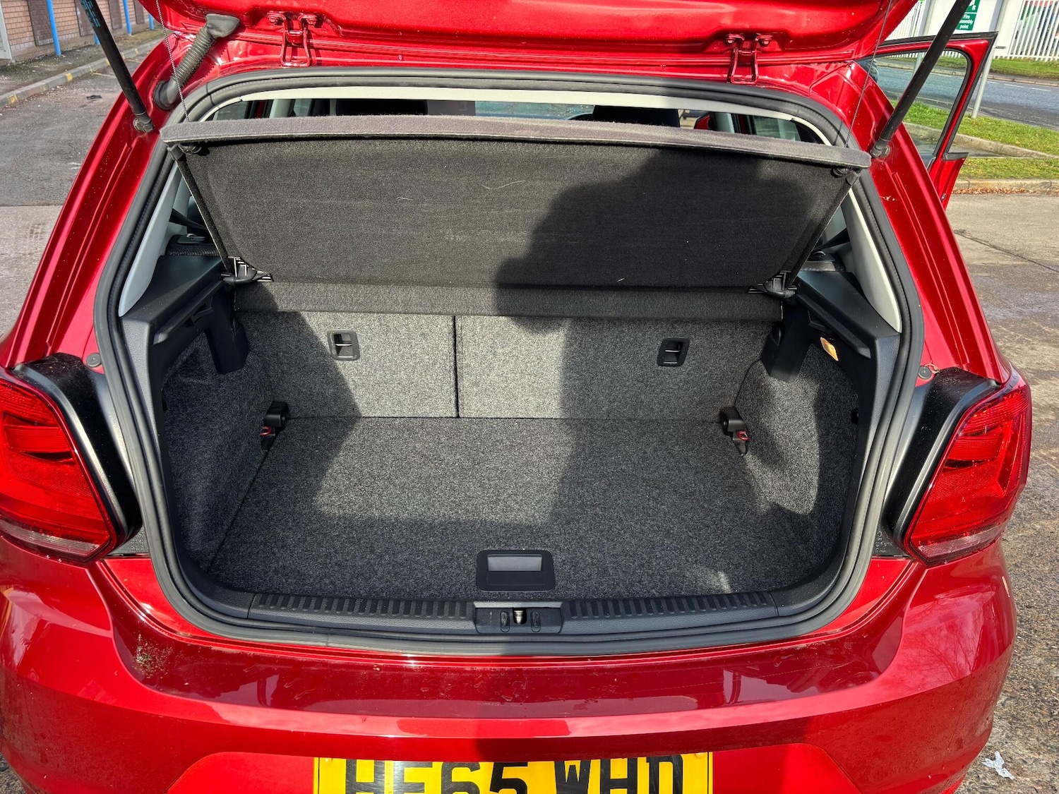 Used Volkswagen Polo 2015 for sale - 77155705: Photo 24