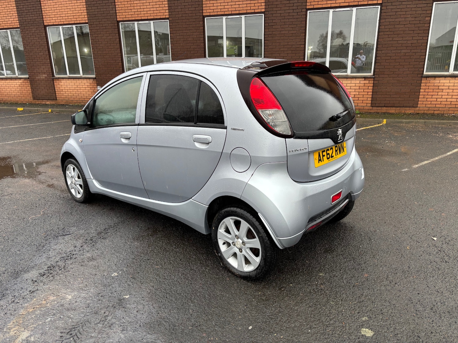 Used Peugeot iOn 2012 for sale - 77461859: Photo 5