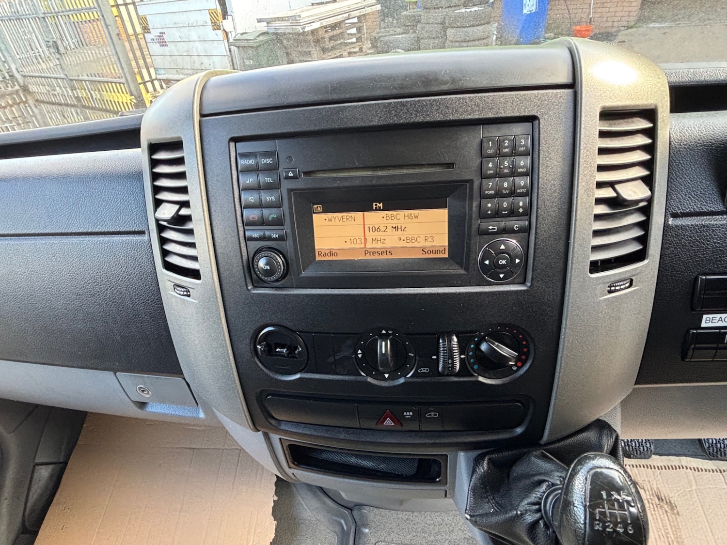 Used Mercedes-Benz Sprinter 2011 for sale - 77915771: Photo 11