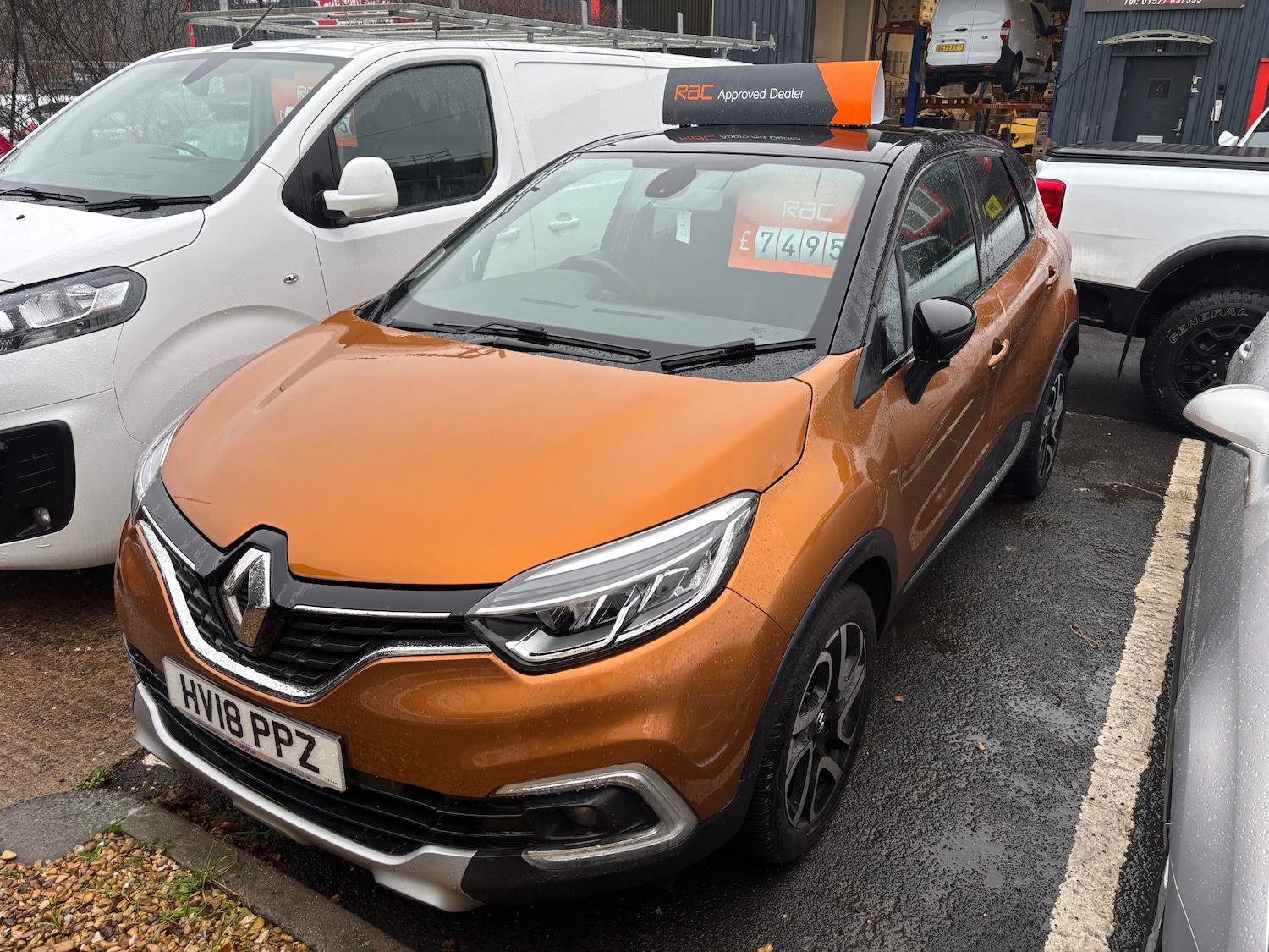 Used Renault Captur 2018 for sale - 77195539: Photo 2