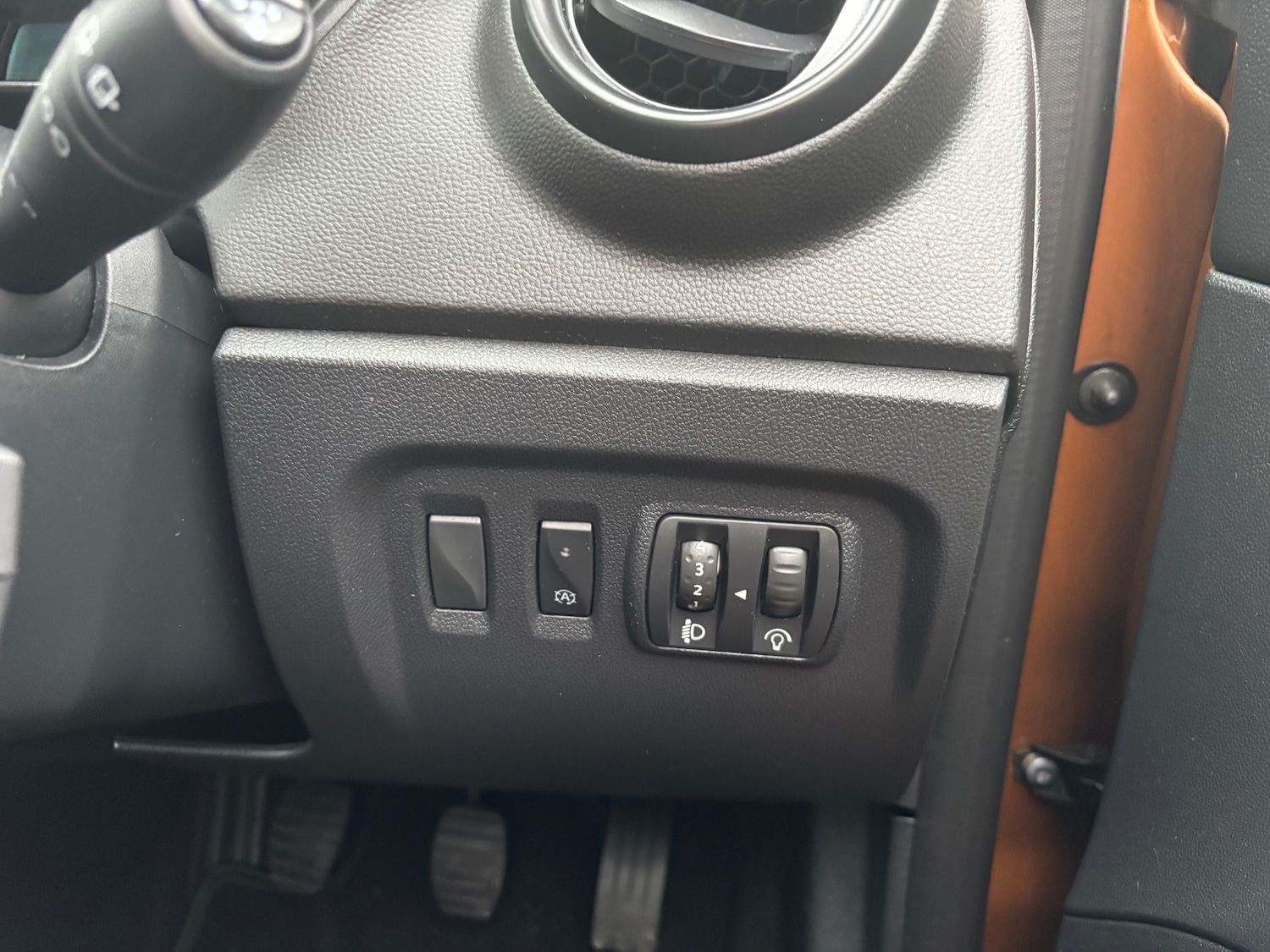 Used Renault Captur 2018 for sale - 77195539: Photo 6