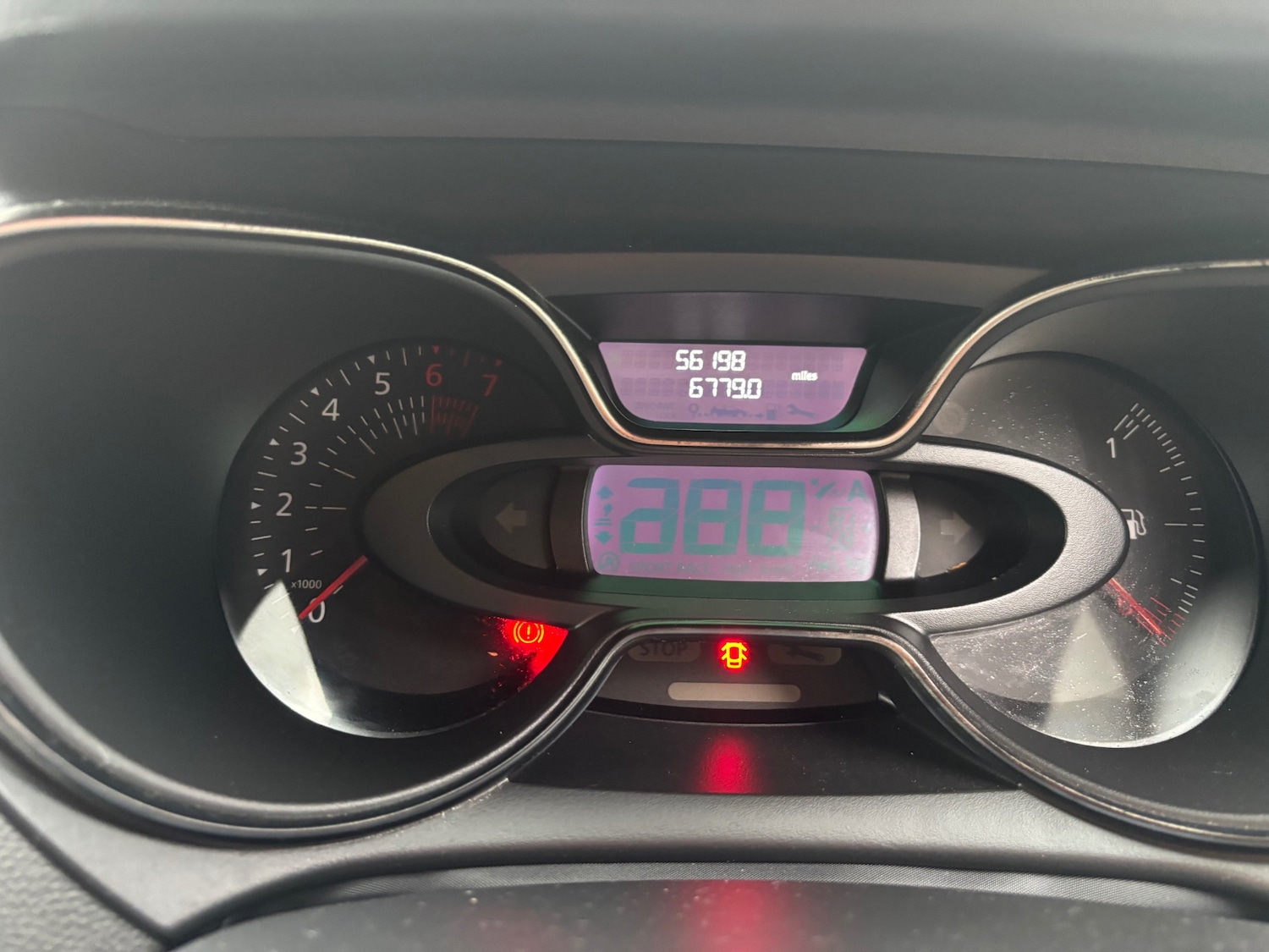 Used Renault Captur 2018 for sale - 77195539: Photo 7