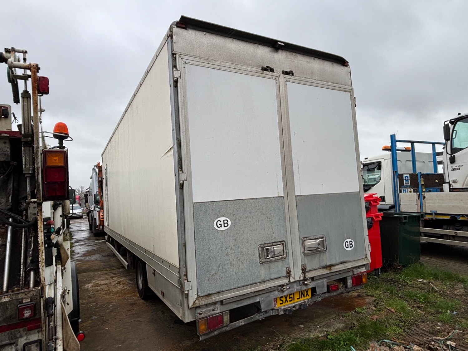 Used Isuzu Forward 2013 for sale - 77847477: Photo 4