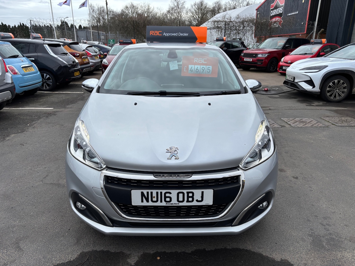 Used Peugeot 208 2016 for sale - 77900982: Photo 2