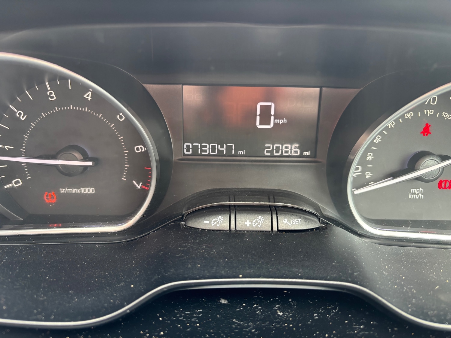 Used Peugeot 208 2016 for sale - 77900982: Photo 22