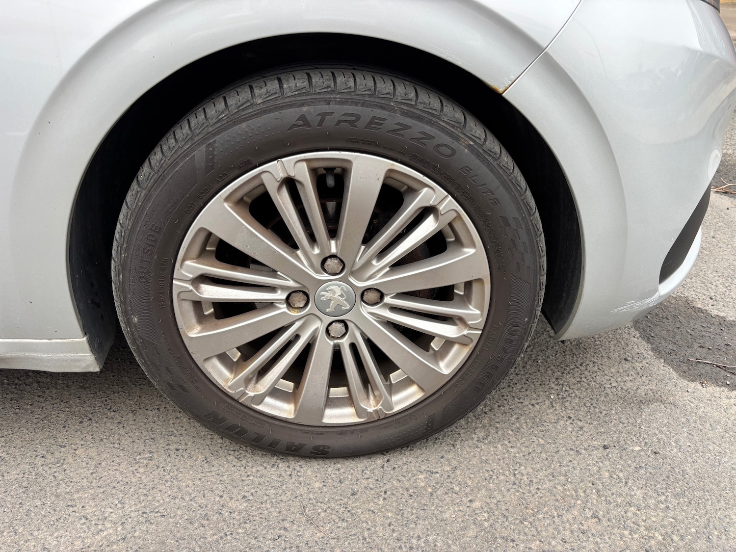 Used Peugeot 208 2016 for sale - 77900982: Photo 9