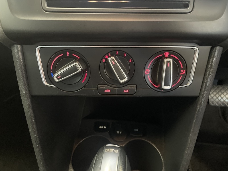 Used Volkswagen Polo 2015 for sale - 75761327: Photo 19