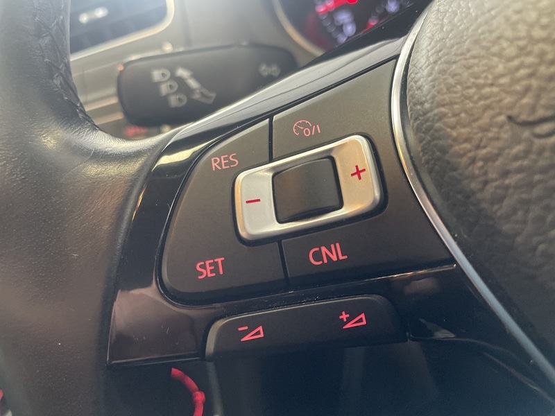 Used Volkswagen Polo 2015 for sale - 75761327: Photo 22