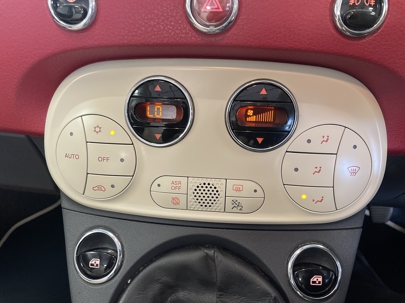 Used Fiat 500C 2018 for sale - 76808331: Photo 23