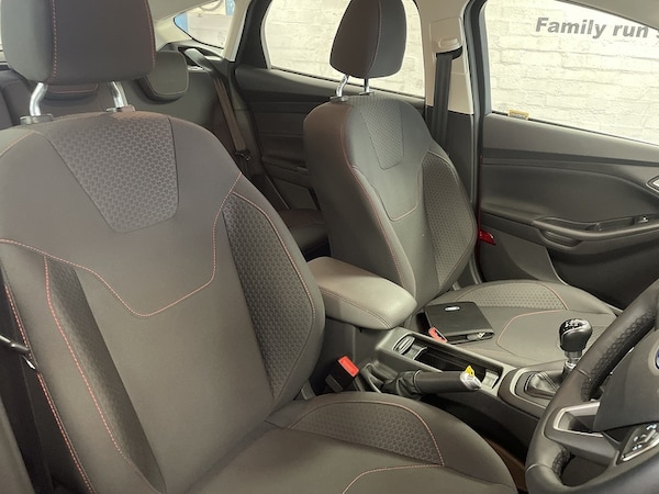 Used Ford Focus 2016 for sale - 76267470: Photo 16