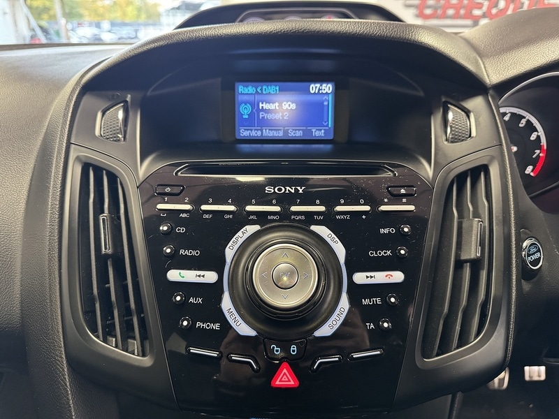 Used Ford Focus 2013 for sale - 76413307: Photo 18