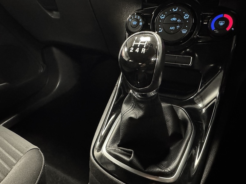 Used Ford Fiesta 2014 for sale - 77609532: Photo 17