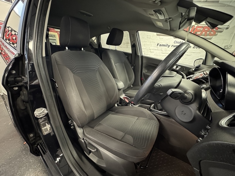 Used Ford Fiesta 2015 for sale - 76330439: Photo 12