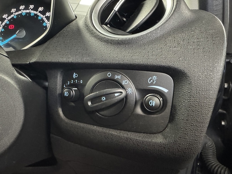 Used Ford Fiesta 2015 for sale - 76330439: Photo 21