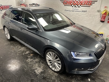 Used Skoda Superb 2018 for sale - 76725125: Photo