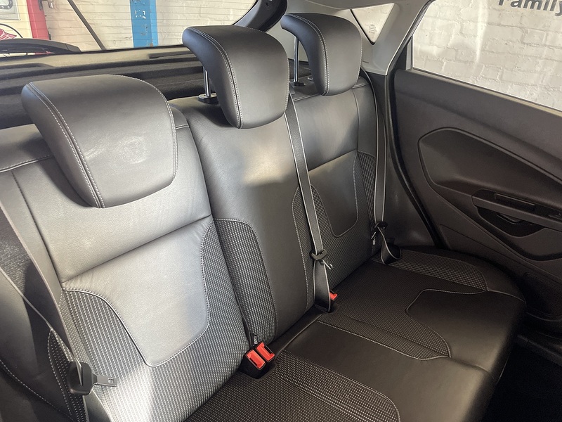 Used Ford Fiesta 2014 for sale - 76686808: Photo 15