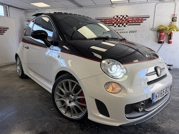 Used Abarth 595 2015 for sale - 79112093: Photo