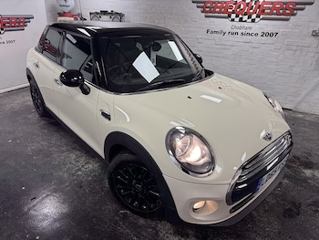 Used MINI Hatch 2015 for sale - 76612611: Photo
