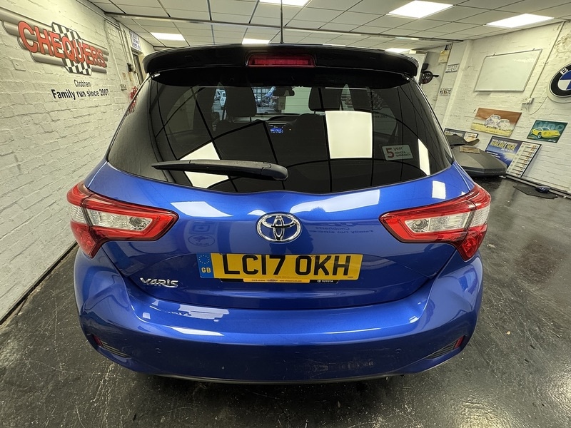 Used Toyota Yaris 2017 for sale - 76320279: Photo 7