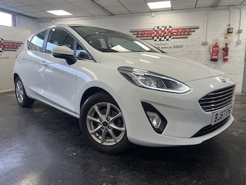 Used Ford Fiesta 2017 for sale - 77535502: Photo