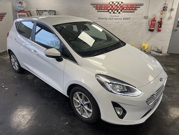 Used Ford Fiesta 2017 for sale - 77535502: Photo