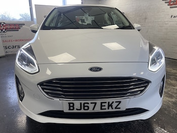 Used Ford Fiesta 2017 for sale - 77535502: Photo