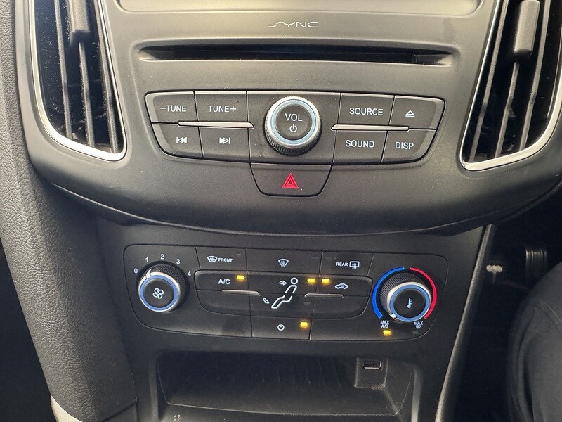 Used Ford Focus 2015 for sale - 77953560: Photo 16