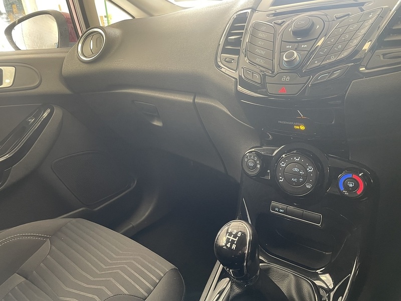 Used Ford Fiesta 2013 for sale - 78069441: Photo 21